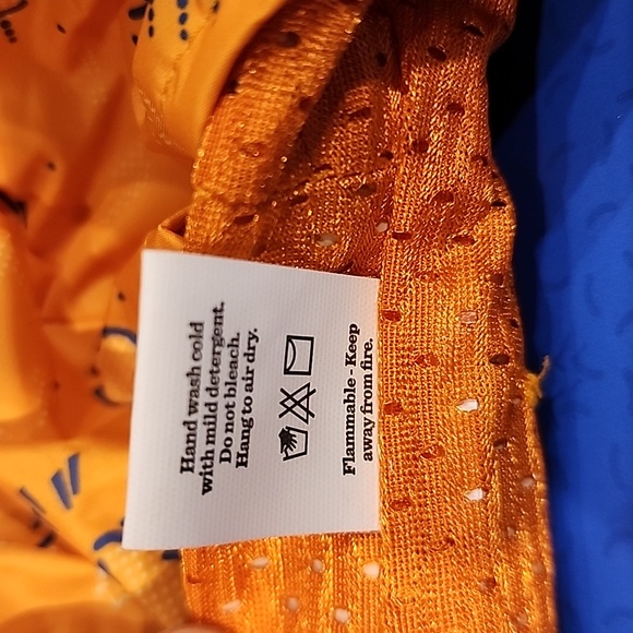 the Dodo Rainy Days Dog Raincoat, size Small - Picture 15 of 15